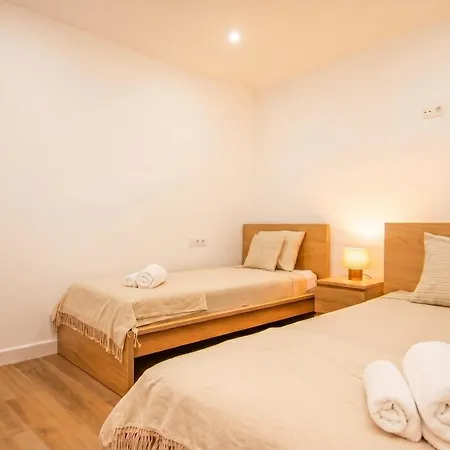 Luxurious & Spacious 4br Next To Cathedral