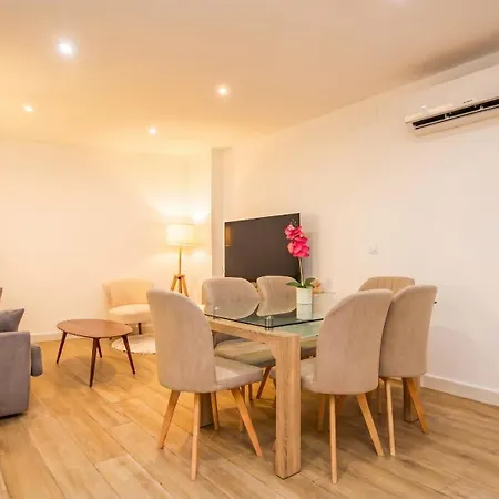 Appartamento Luxurious & Spacious 4br Next To Cathedral