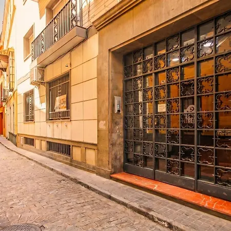 Luxurious & Spacious 4br Next To Cathedral Appartamento