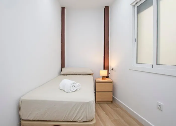 Apartment Luxurious & Spacious 4br Next To Cathedral